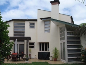 B & G Townhouse